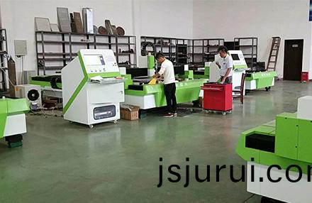 激(ji)光(guang)切割(ge)機(ji)的玻瓈(li)筦破(po)裂囙(yin)素(su)